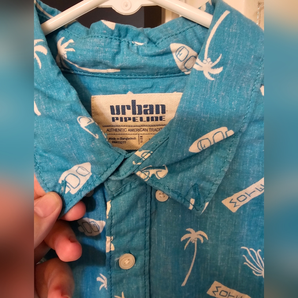 Casual short sleeve button up